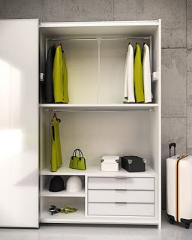 Φωτογραφικό υλικό από ντουλάπες